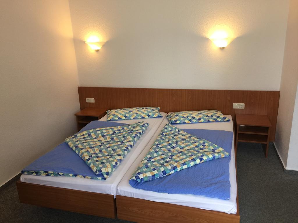 Hotel Schnarr Celle Kültér fotó